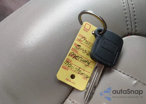 2002 Mercury Mountaineer z USA, uszkodzony, nr VIN 4M2ZU86E12ZJ30486